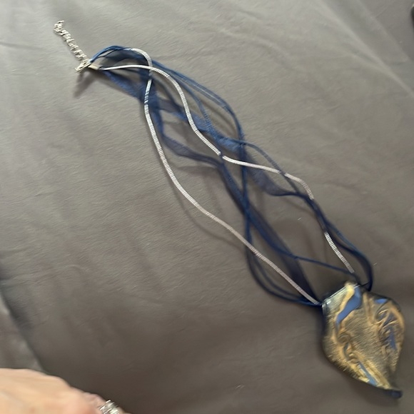 Large blue and gold glass pendant - Picture 3 of 4